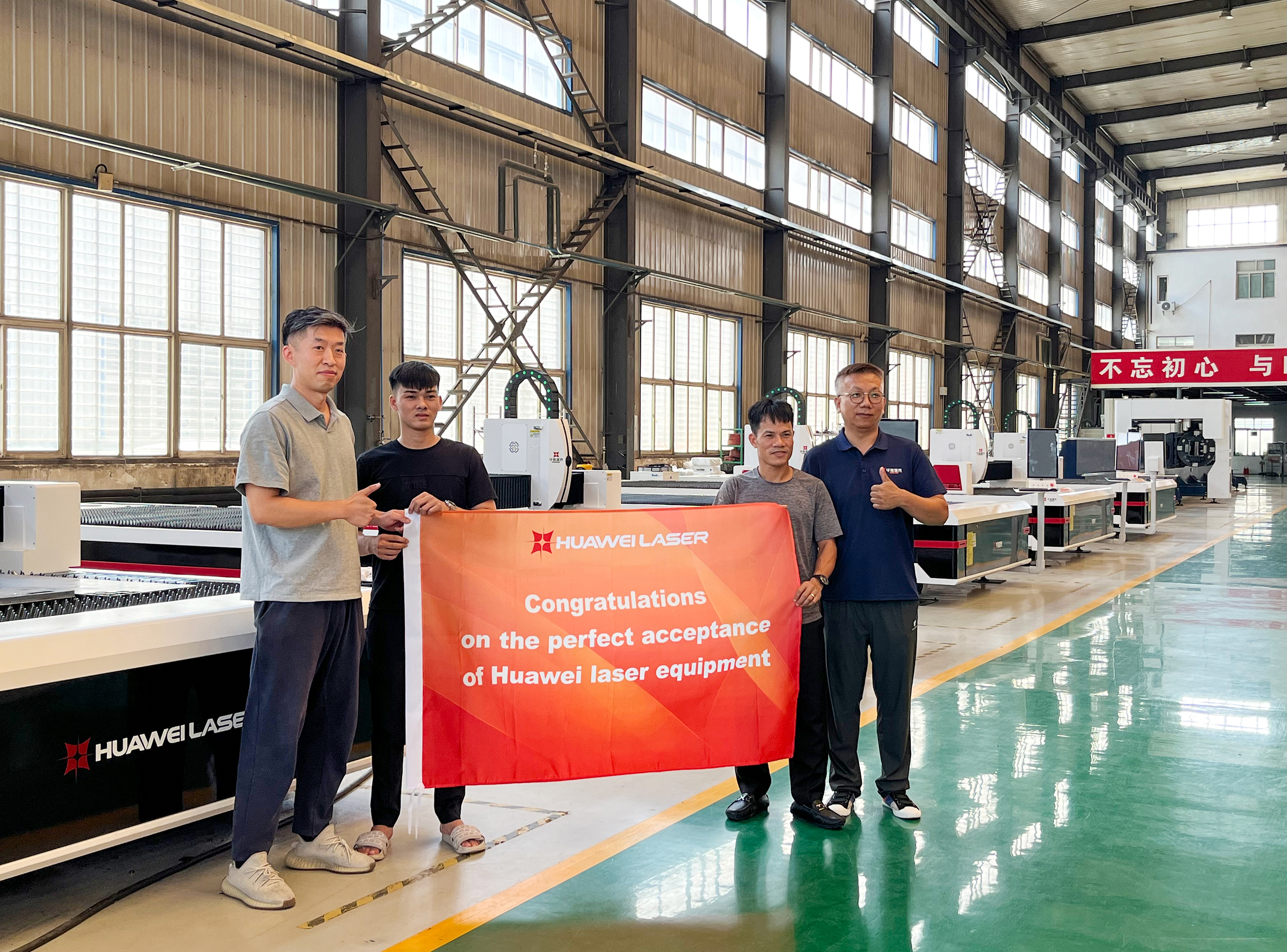 6000W 6020 -laserleikkurin onnistunut toimitus Vietnamiin